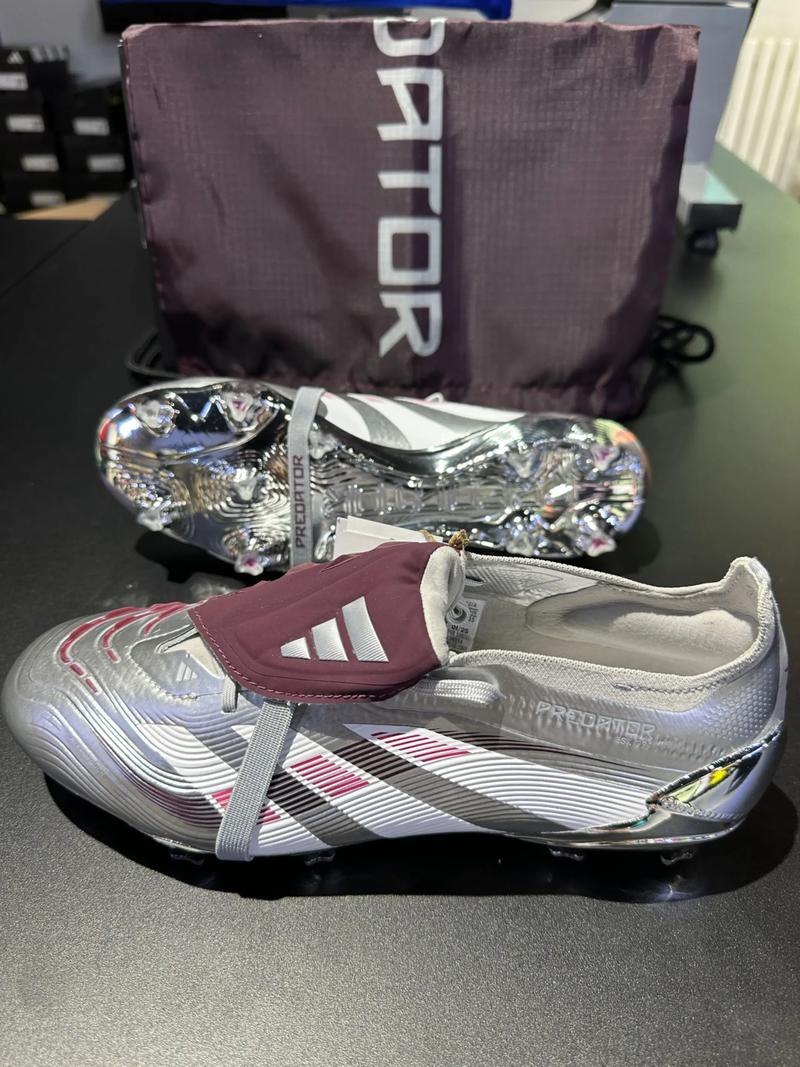 建队基石！武磊、颜骏凌等7人随海港四夺中超冠军（海港四夺中超，武磊、颜骏凌等7将成夺冠基石）