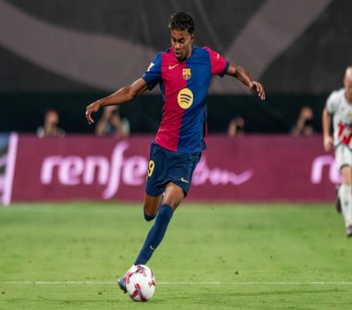 河北曲阳：乒乓跃动青春 赛事汇聚热情