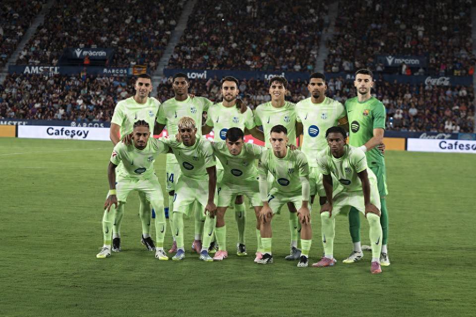 绿茵挥杆，心境随行——我的高尔夫初体验